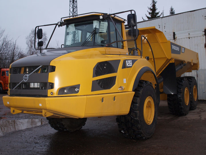 Защита кузова шарнирно-сочлененного самосвала Volvo из HARDOX