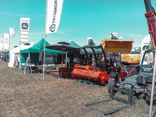 Выставка-форум 